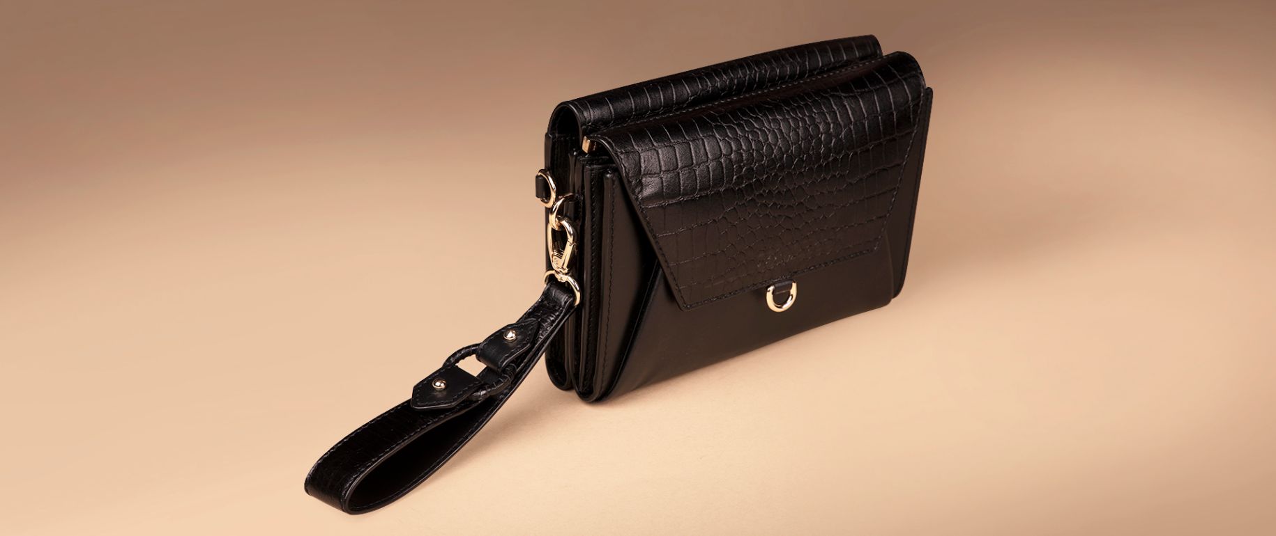 Ember Bag-Clutch-Wallet-Wristlet in Black Leather
